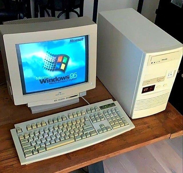 Kasalı PC kullandınız mı görünce nostaljik mi geliyor, trajikomik mi?