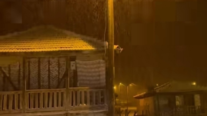 İnsan emeğine mi yanar yoksa geçip giden zamana mı?