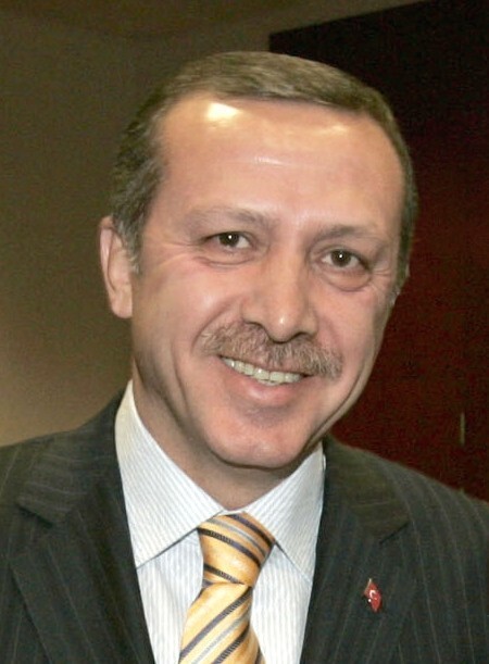 AK Parti 23 yıl 1 ay 6 gündür iktidardaymış. Ne süre ama değil mi?
