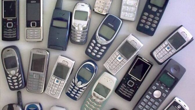Tuşlu telefonlar yeniden üretilse akıllı telefonları mı tuşlu telefonları mı tercih edersiniz?