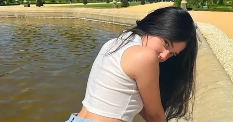Ufak tefek kişiliklere sahip kişilerin hayatınızdan çıkması sizi üzer mi?