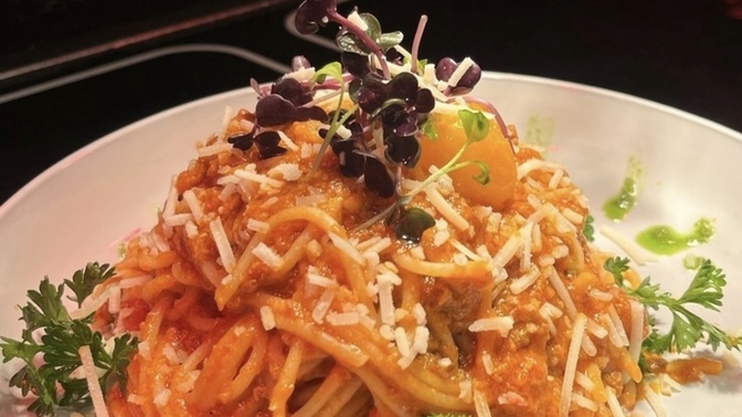 Hello, Bolonez Soslu Spaghetti sever misiniz?