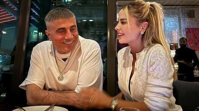 Aşk, gözde mi başlar, kafada mı başlar, kalpte mi başlar?