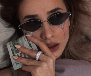 Dolar böyle giderse artık neye harcayacak paranız olmayacak?