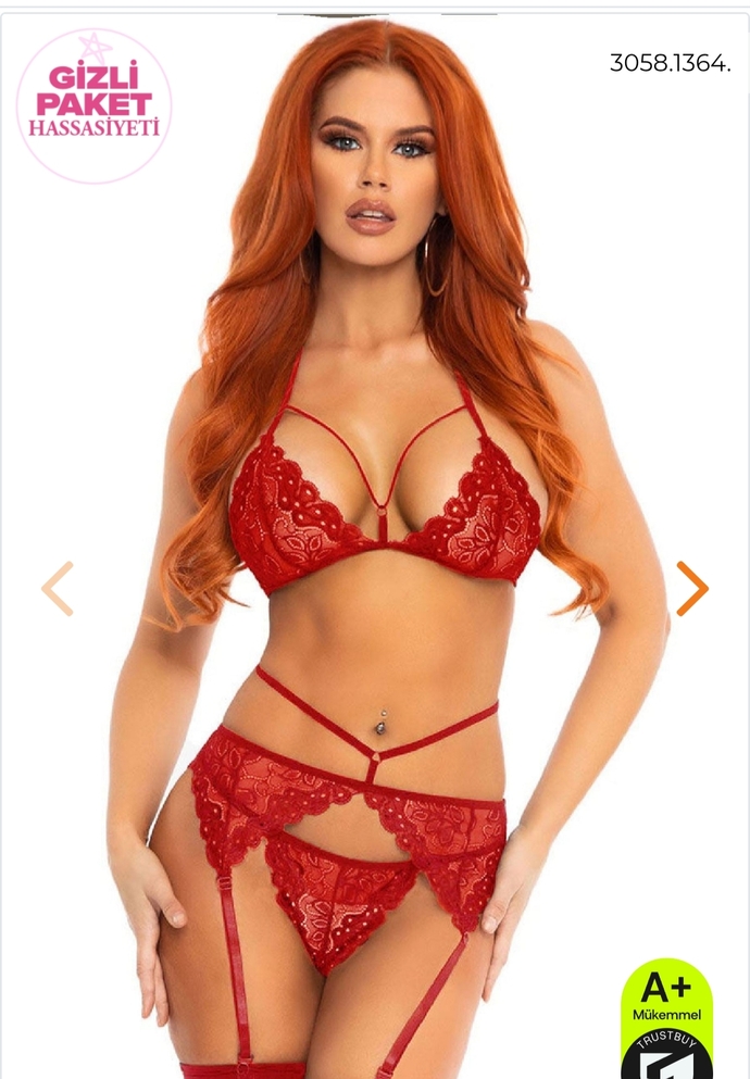 Sizce bu kıyafetlerden hangisi daha seksi sevgilime sürpriz yapacağım kararsız kaldim?