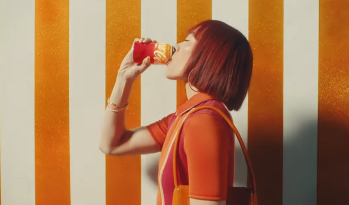 Fanta mı diyorsunuz sarı kola mı?