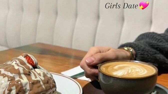 Kız kıza date olmaz mı?