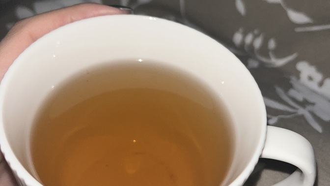 Kime papatya çayı ısmarlayayım?