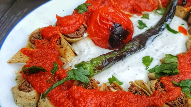 İlk buluşmada beyti yemeye götüren erkekten olur mu?