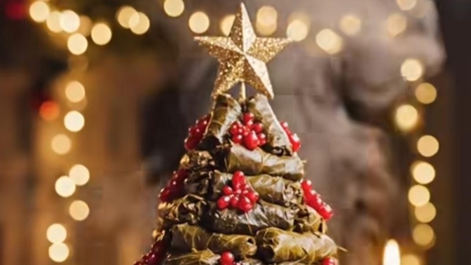 Bir müslümanın yılbaşı kutlaması sence "kimlik aşınması" mıdır, yoksa tamamen nötr bir eğlence davranışı mı 🎄✨️?