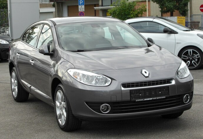 Megane 3 mu Fluence mi?