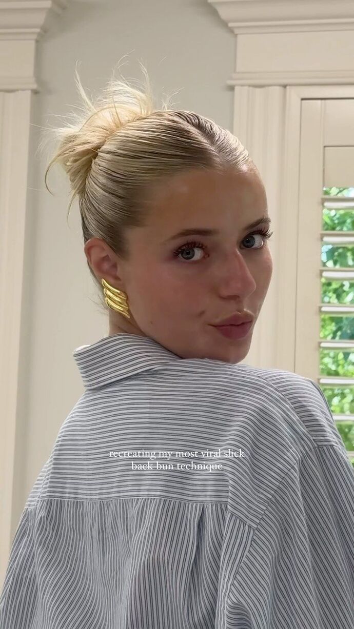 Sleek bun saç modeli güzel mi sizce?