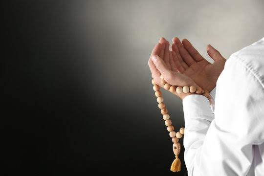 Namaz kılan var mı?