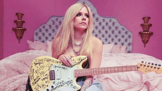 Görünüşüyle seni etkileyen flörtün IQ düşüklüğünü görmezden gelir misin?