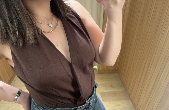 Bu bluz güzel mi?