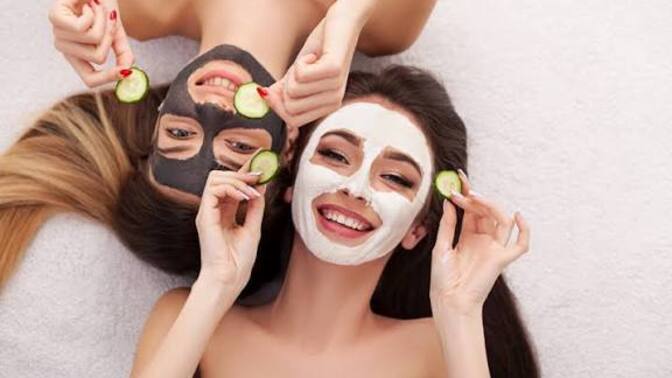 Cilt bakımına ve cilt güzelliğine önem verir misin ve?