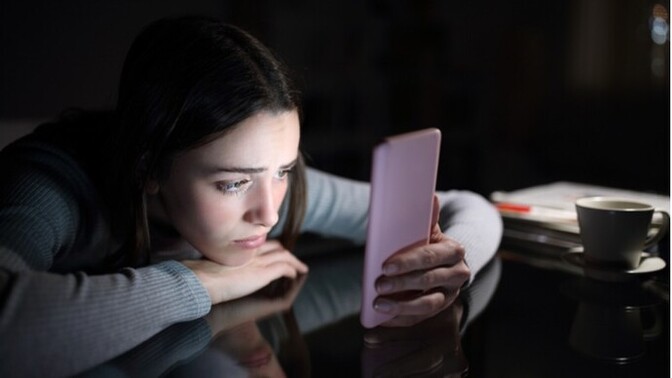 Sosyal medyayı takip etmemek, özelliklerini bilmemek dalga geçilebilecek bir konu mu?