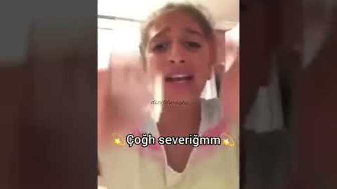 Baştan sona ezbere bildiğiniz en gereksiz şarkı nedir?