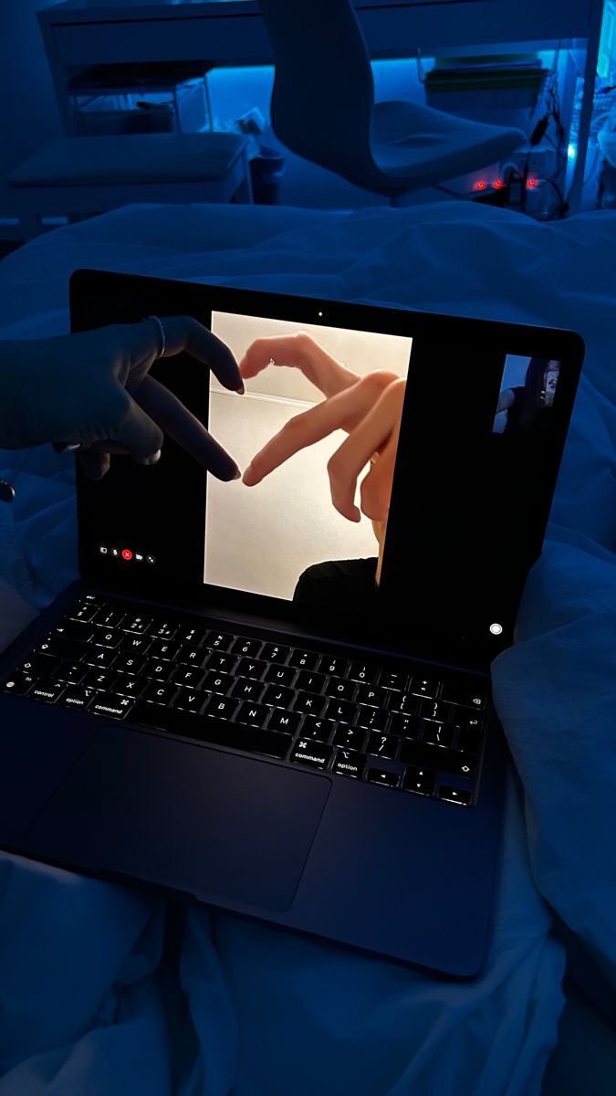 Sanal ilişkilere bakış açınız nedir?