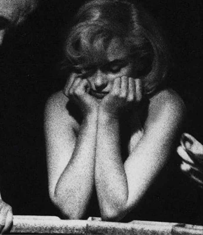 Monroe soruyor yine