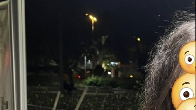 Saçlarim, kestirmediğim için mi boyle igrenc? Sık sık kestirsem duzelir mi?