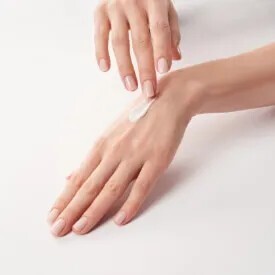 Elleriniz kışın soğuk havadan etkilenir mi?