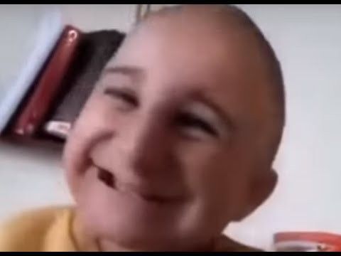 Gülünce güzelleşenlerden misin?