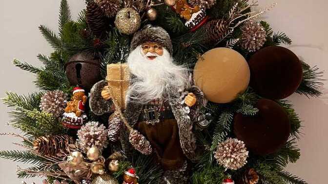 Yeni yıl süs eşyası aldın mı evine?