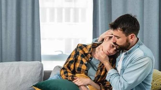 Regl döneminde ki bir kadına ne şekilde destek olmak lazım?