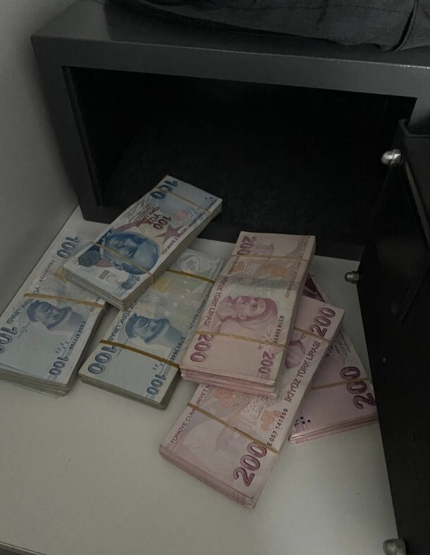 Sizce burada kaç lira var?