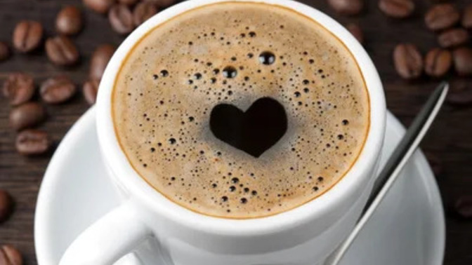 Size çay mı ısmarlardım kahve mi söyleyeyim mi?