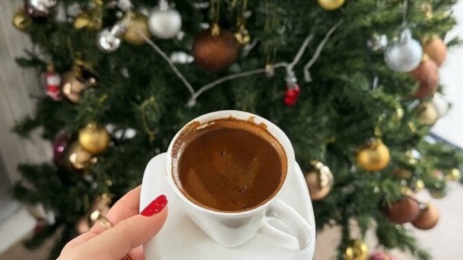 Yılbaşı için ağacı süslediniz mi?