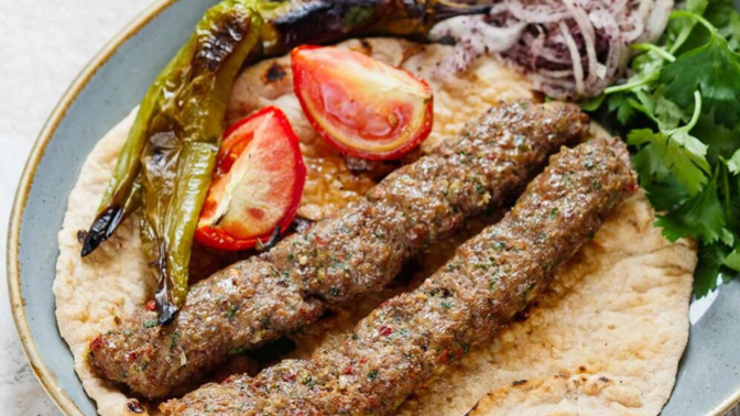 Kebap Sever Misiniz?