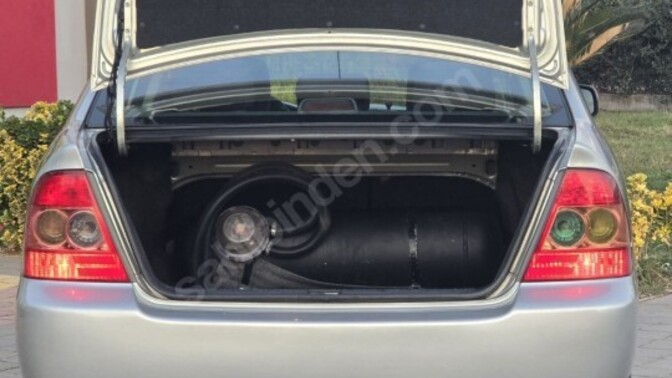 Arabanızın bagajı kaç litre memnun musunuz?