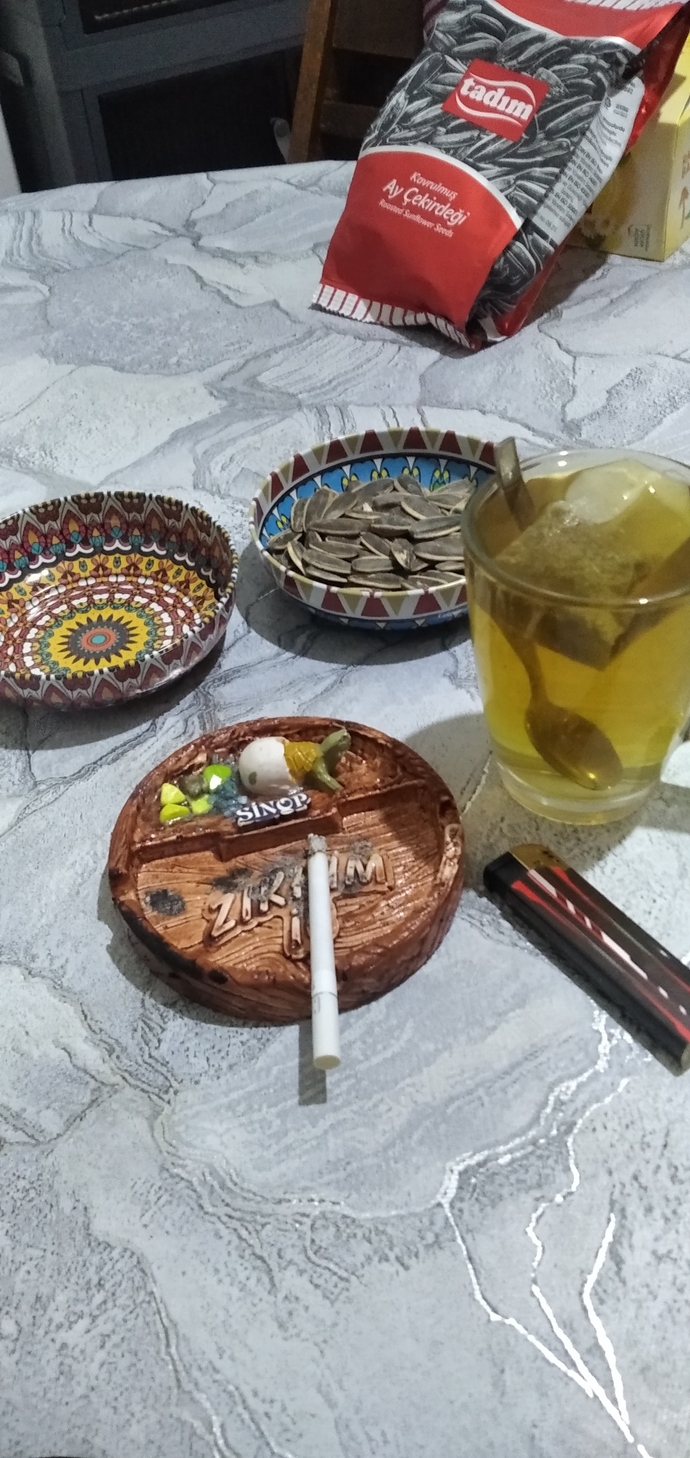 Geceni kiminle, nerde ve neyle geciriyorsun?