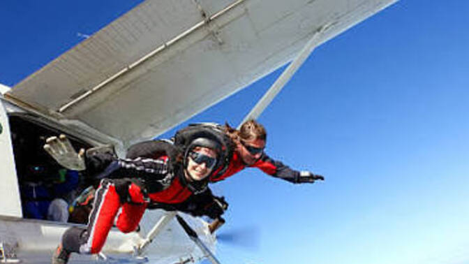 Yükseklik korkun olmasa skydiving (uçaktan atlama) yapar mıydın?