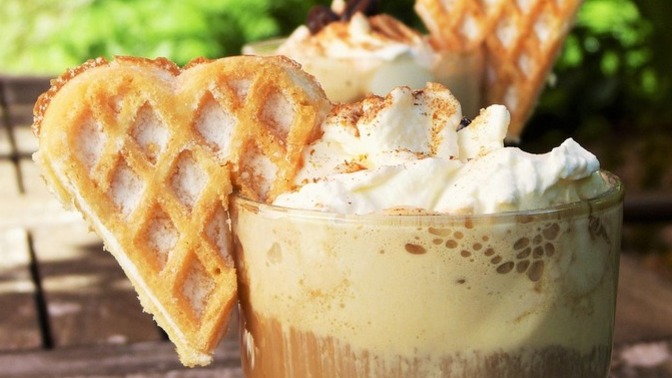 Waffle kahve uyumunu seviyor musunuz?