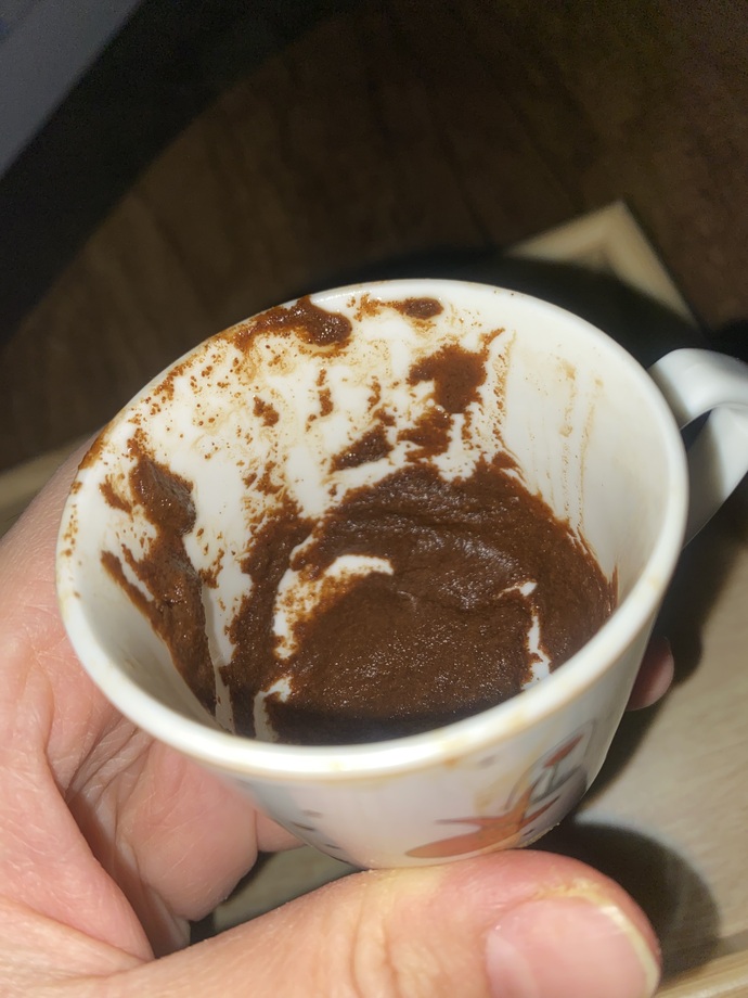 Erkek arkadaşım beni bir buçuk ay önce engelledi ve bir hafta önce geri açtı durumlarıma bakmaya başladı bunun devamında adım gelir mi acaba 😊