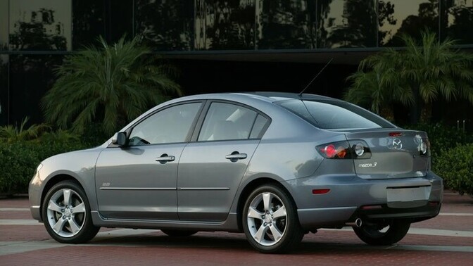 Mazda 3 nasıl otomobil sizce alınır mı?