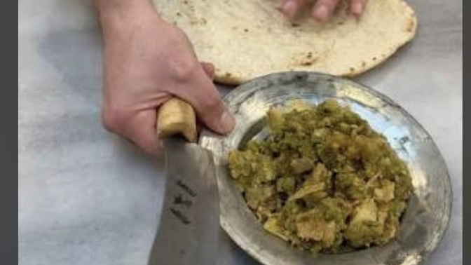 Hiç ekmeğe baklava dürüm edip yediniz mi?