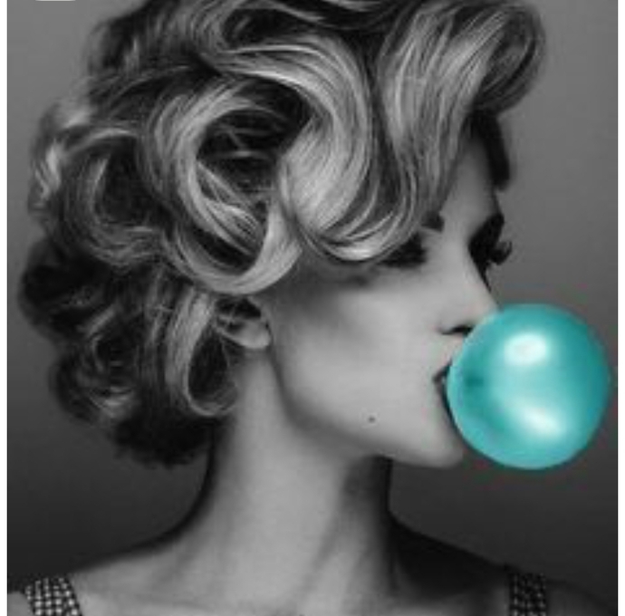 Hiç size karşı haset besleyen birini hissettiniz mi? Hissettiyseniz o enerji sizi nasıl etkilemişti?