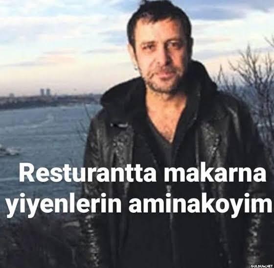 Dışarıda salata yer misiniz?