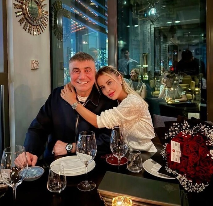 Sedat Pekeri seviyor musunuz?