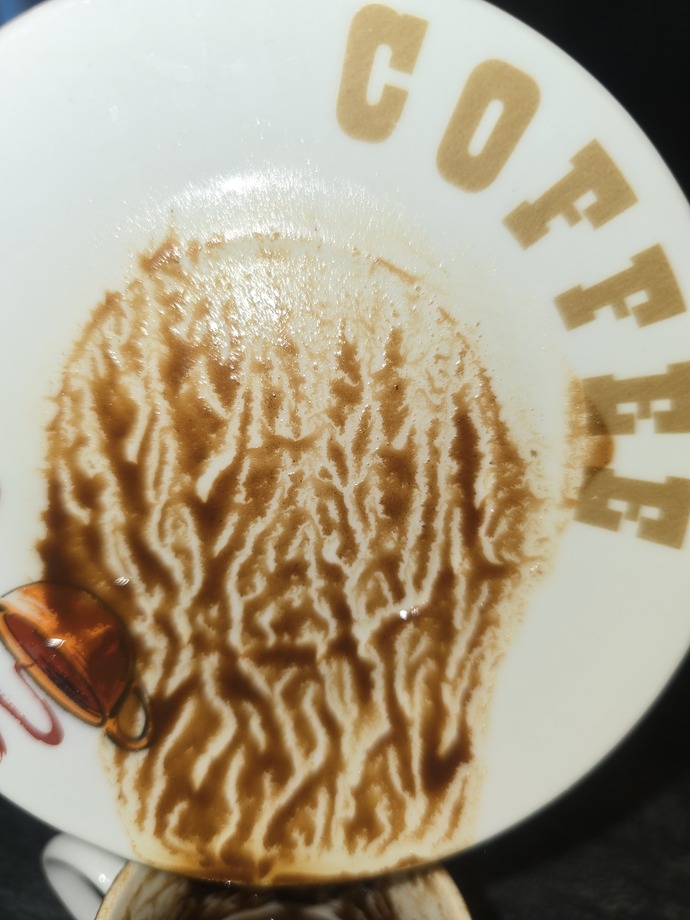 Falima bakabilecek kişi var mi?