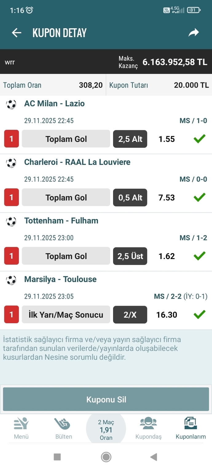 Aranızda futbol iddasi oynayan var mı?