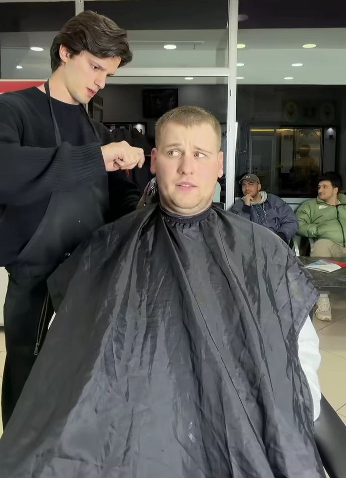 Erkekler de yıl başında kuaföre gidip yeni yıla bakımlı girmek ister mi?