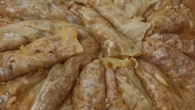 Lahana sarması ve biber dolması beraberinde yapar mısınız yer misiniz?