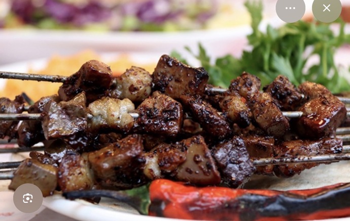 Sabahları ciğerler kavurma mı ciğer şiş mi tercih edersiniz?