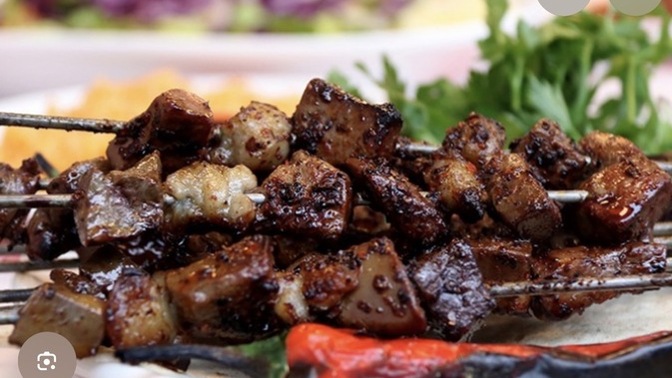 Sabahları ciğerler kavurma mı ciğer şiş mi tercih edersiniz?
