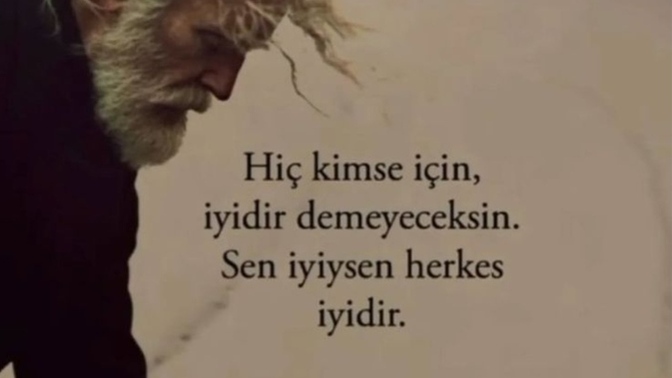 En kötü gününde yanında olduğum insanlar bir gün yalnız bırakıyorsa hata kimdedir?